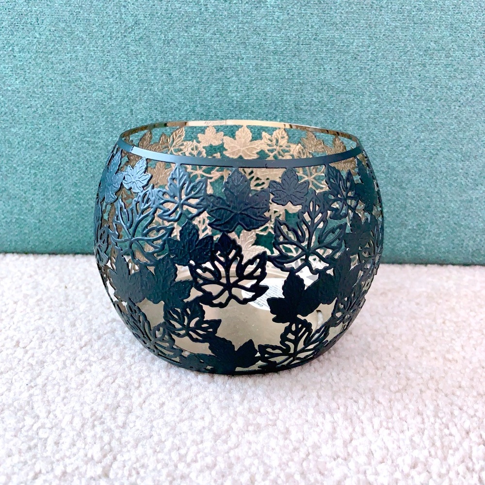 Bath and Body works leave candle holder